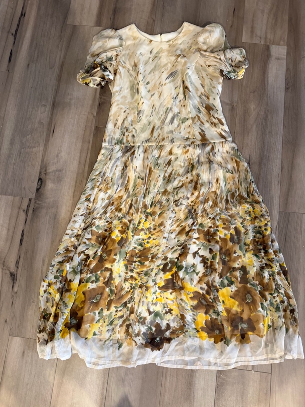 Elegant Floral Watercolor Puff-Sleeve Midi Dress in Yellow and Cream